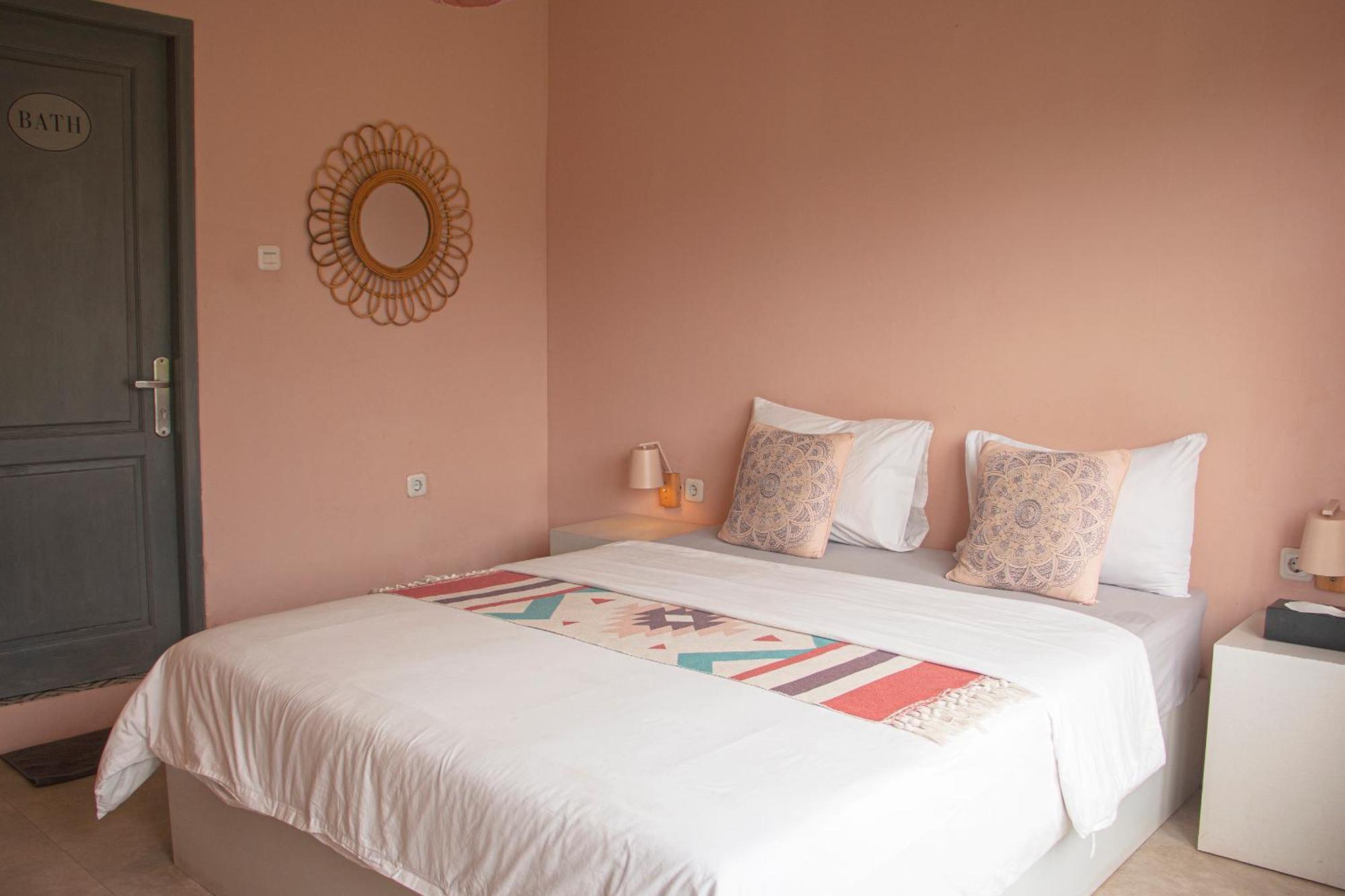 Villa Holy By The 100 *